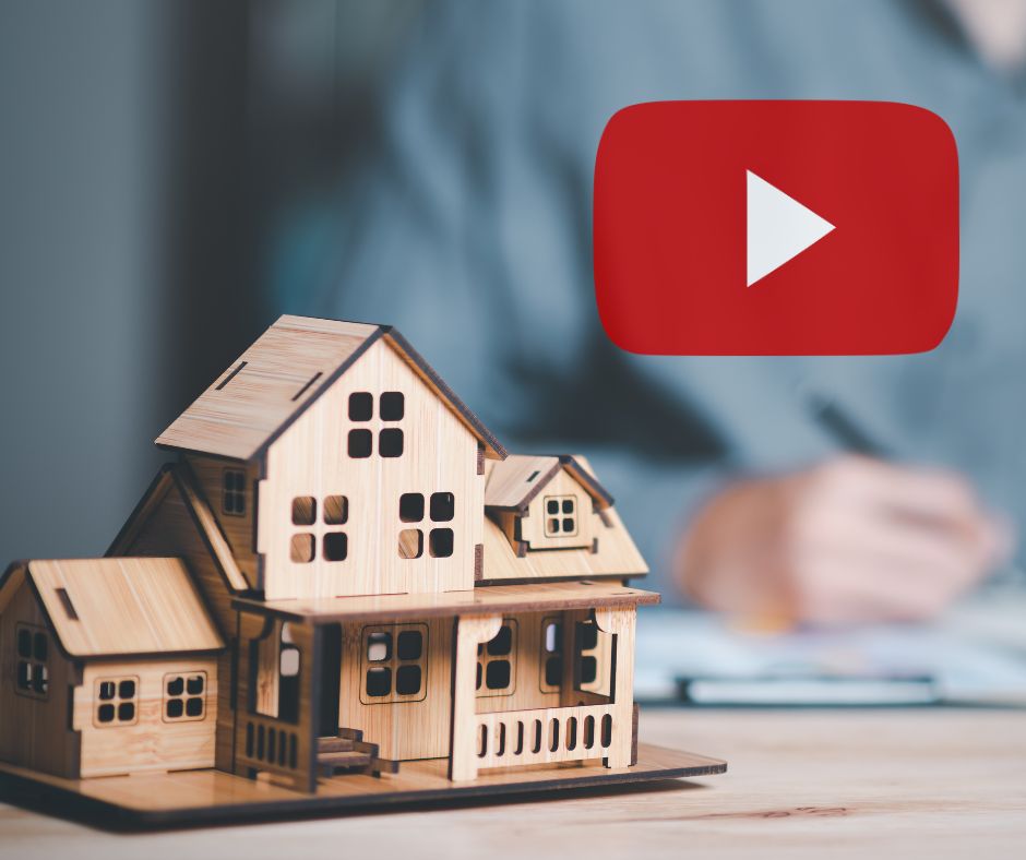 Afbeelding van miniatuurhuisje en youtube knop Afbeelding van miniatuurhuisje en youtube knop